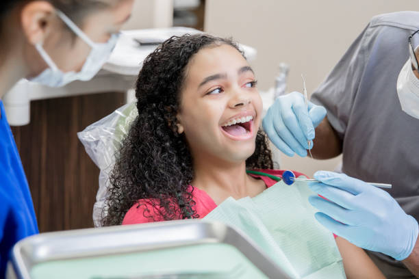 Best Emergency Gum Treatment in Aurora, OH